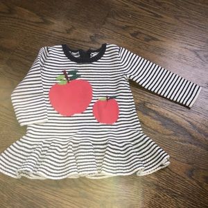 VGUC baby Gap sweater 18-24 months